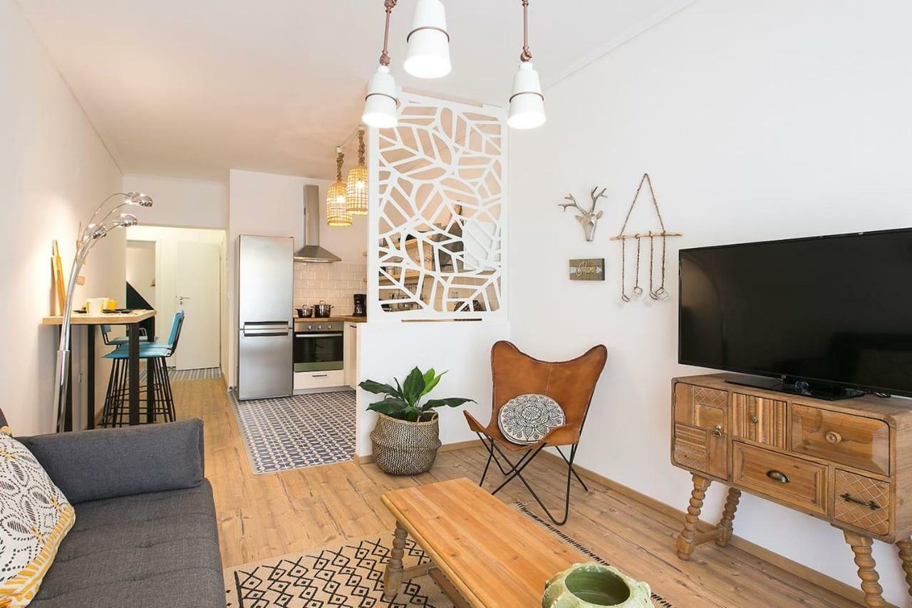 Boho Chic Apartment, Agia Sofia District #Feelslikehome 塞萨洛尼基 外观 照片