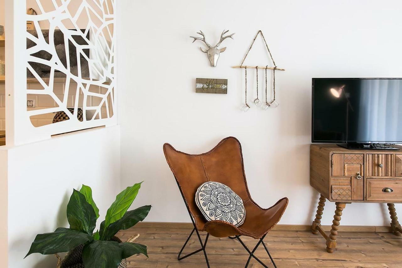 Boho Chic Apartment, Agia Sofia District #Feelslikehome 塞萨洛尼基 外观 照片